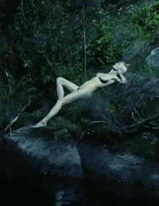 - Et forstyrrende og fascinerende blikk inn i en av v�rens mest etterlengtede filmer