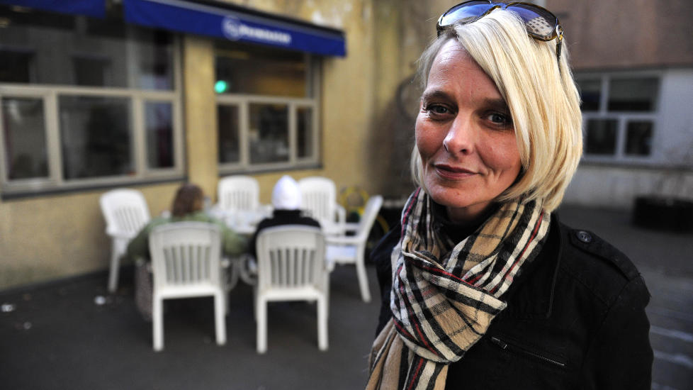 ANTI-ISLAM: Lena Andreassen i Norwegian Defence League frykter br�k under dagens markering. Foto: �istein Norum Monsen/DAGBLADET