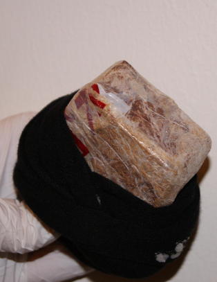 Mann tatt med heroin i underbuksa