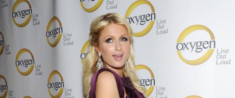 Paris Hilton skryter av Thomas og Harald