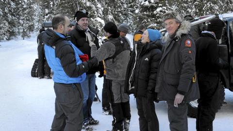 STORT CREW: Clarkson, May og Hammond var ikke alene p� Beitost�len. Et digert BBC-crew fulgte med p� lasset. FOTO: H�kon Bonafede