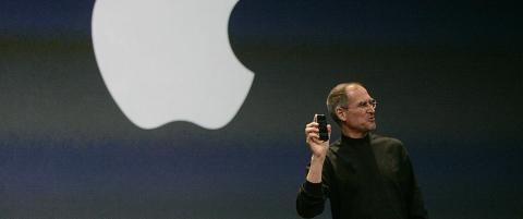 - iPhone 5 lanseres i september