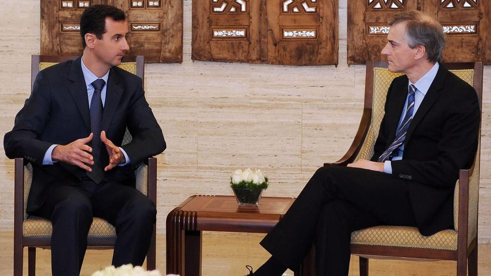 M�TTE PRESIDENTEN: 13. januar i �r m�tte utenriksminister Jonas Gahr St�re Syrias president Bashar al-Assad (t.v) i Damascus. Foto: EPA/STR/Scanpix