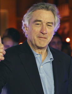 - Han er ikke den skarpeste kniven i skuffen