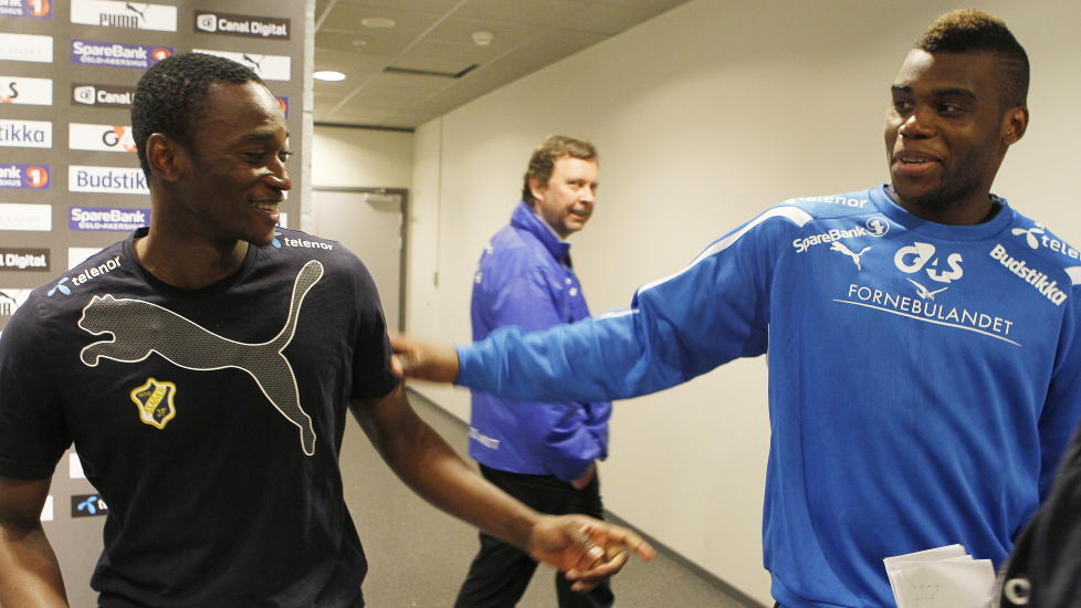 TELENOR FLEIPE-SONE: Det var her han k�dda med oss, Gilles M�bang Ondo. Det var her, sammen med lagkamerat Alain Junior Oll� Oll�, at Ondo ble humorist og sa at han hadde filmet til seg straffe mot Fredrikstad. Foto: Heiko Junge / Scanpix