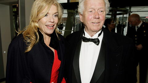 Med Beate: Han giftet seg med Beate Eriksen nytt�rsaften 2000.

Foto: Bj�rn Langsem / DAGBLADET
