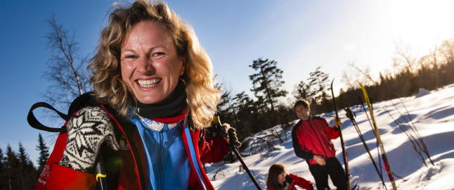 Trekker seg som sponsor for Krohn Devolds datters russebuss