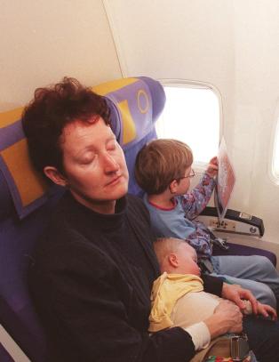 �rene gjorde s� vondt p� flyet, at de trodde hodet skulle sprenges