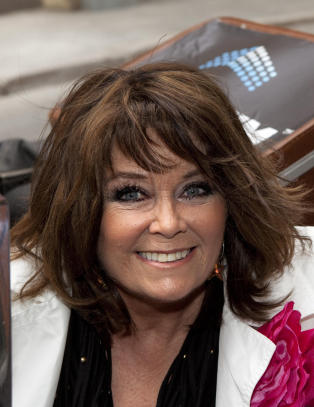 Wenche Myhre trosser den alvorlige sykdommen