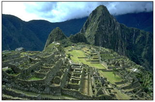 3. PLASS: Machu Picchu i Peru kapret tredjeplassen i kåringen. Ruinene står både på UNESCOs liste over verdensarven, og er også valgt som ett av verdens sju moderne underverk. Foto: ESPEN RØST 3. PLASS: Machu Picchu i Peru kapret tredjeplassen i kåringen. Ruinene står både på UNESCOs liste over verdensarven, og er også valgt som ett av verdens sju moderne underverk. Foto: ESPEN RØST
