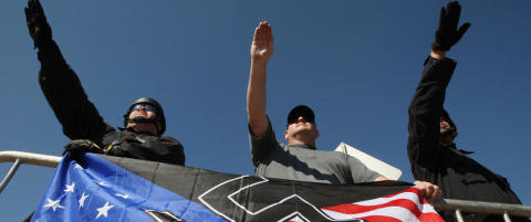 10-�ring skal ha drept nynazist-faren