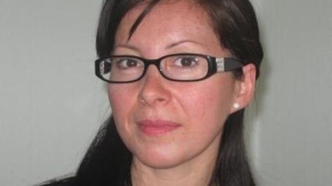 STORT PROBLEM:  Leder i Aleneforeldreforeningen, Cecilia Dinardi, sier at foreldre som ikke betaler barnebidrag er et stort problem. Foto: Privat