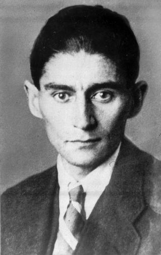 HYSTERISK MORSOM:  Harald Eia og Thorbj�rn Harr mener det er mye m�rk humor i den tjekkiske forfatteren Franz Kafka sine tekster. Foto: AP Photo