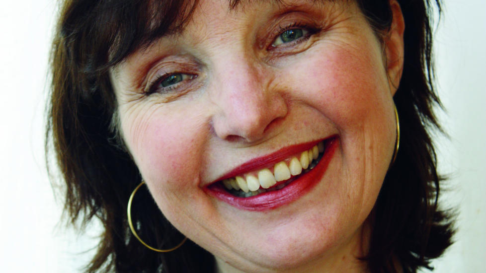 EN NY RAGDE? Dagbladets anmelder sammenlikner forfatter Siri �stli med en av de store bestselgerne i nyere norsk litteratur, Anne B. Ragde. Foto: CAPPELEN DAMM