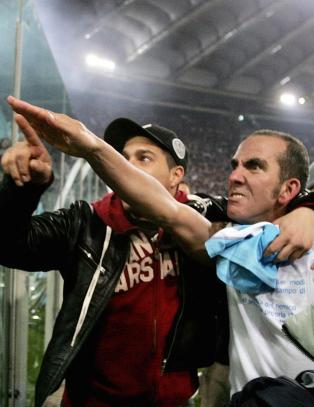 Skal denne selverkl�rte fascisten trene West Ham?