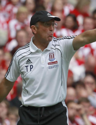 Stoke-sjef snakket pent om Webb i april - n� reagerer FA