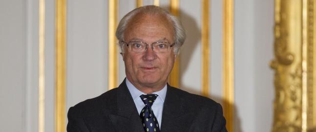 Carl Gustafs krets ville kjøpe seg ut av nakenskandalen