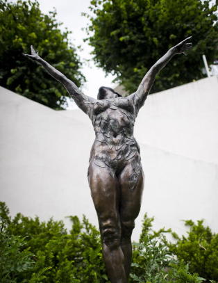 Byr�det sier ja til omstridt kvinnepark