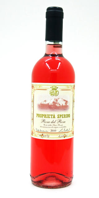 EN ANELSE BRINGEB�R: Propriet� Sperino Rosa del Rosa 2010, laget av 85 prosent nebbiolo og 15 prosent vespolina, f�r en femmer.