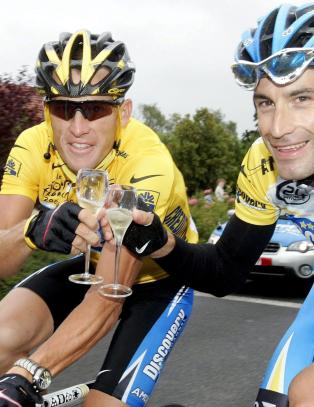 UCI benekter Armstrong-t�kelegging