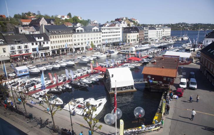 POLLEN: Oversikt over S�rlandets B�tmesse i Pollen 
Foto: Per Fl�the/Dagbladet