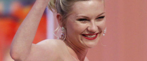 Kirsten Dunst ga skandaleregiss�ren pris
