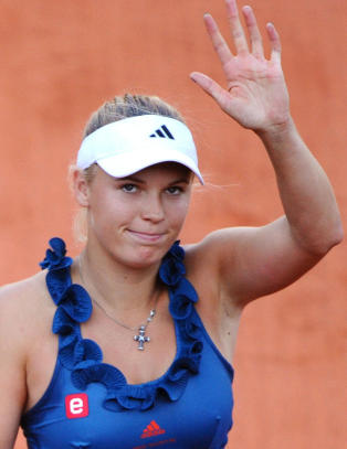 Wozniacki holdt lekestue mot dobbelt så gammel dame