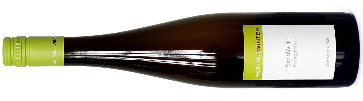 DELIKAT: Med hele 89 poeng topper Winter Dittelsheimer Steinwein Riesling Trocken 2009 blant v�re viner til piknik. Foto:  Ole C. H. Thomassen