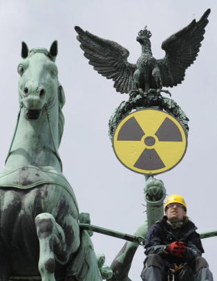 Tyskland stenger atomkraftverkene innen 2022
