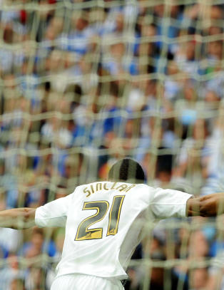 Iskald Sinclair sendte walisiske Swansea til engelsk Premier League