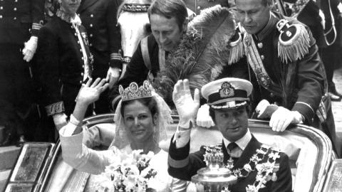 GIFTET SEG I 1976: Etter fire �rs forhold ble det dem, 19. juni 1976 giftet Sivlia og Carl Gustaf seg i Stockholm. Foto: EPA/DPA