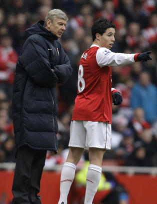 - Wenger var tvunget til � selge meg