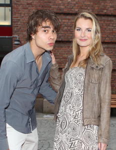 Alexander Rybak viste fram kjæresten