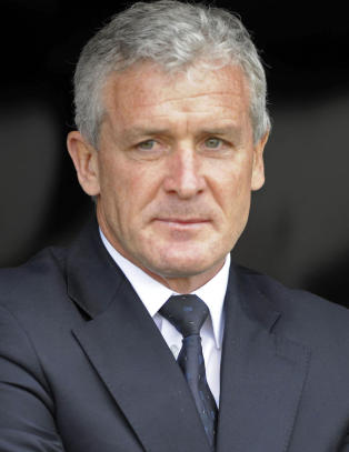 Mark Hughes gir seg i Fulham