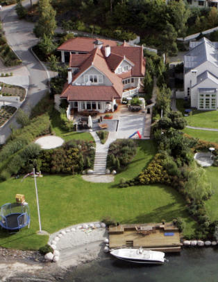 Martin Andresen kj�pte Rema-palasset