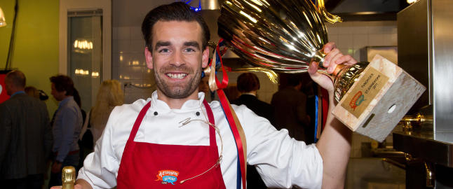 Rapper vant �4-stjerners middag�