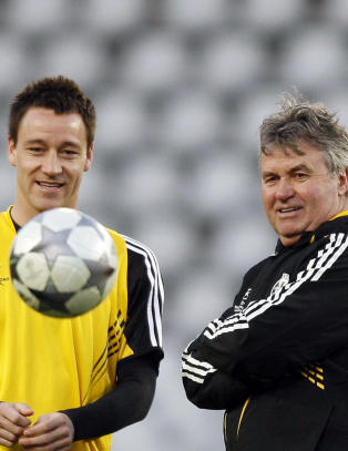 Terry vil ha Hughes eller Hiddink