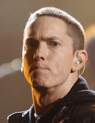 Rapperen Eminem saks�ker bilgigant