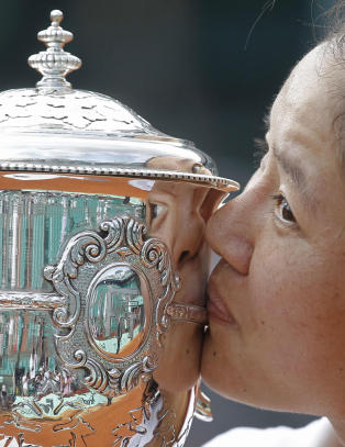 Historisk kinesisk triumf i Roland Garros
