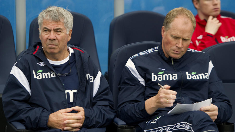 GRUNN TIL BEGEISTRING: Det ser ut til at Egil Drillo Olsen og Ola By Rise hadde rett i sine antakelser da de mente en seier over Litauen ville gi toppseeding f�r neste VM-kvalik.Foto: SCANPIX/AFP/ ODD ANDERSEN