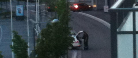 Flere maskerte personer ved minibank da alarm gikk