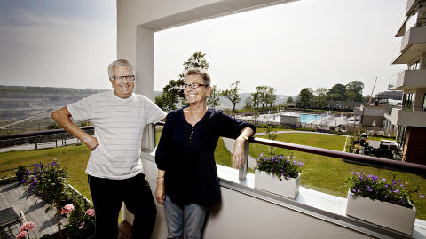 Ikke s� verst: Kerstin og Kjell Elmegren solgte leiligheten inne i byen. - Vi har det kanonbra her, sier de.
