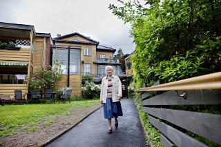 Tilrettelagt i Oslo: Else Bj�rge (90) savner ingen ting der hun rusler rundt p� Risvollen.