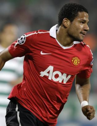 United-B�b� kastet ut av Besiktas-troppen