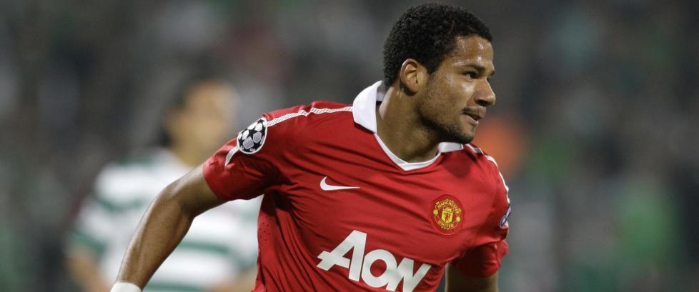 United-B�b� kastet ut av Besiktas-troppen