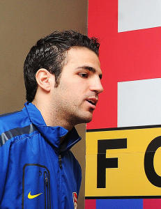 - Barcelona har snakket med oss om Cesc