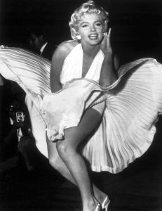 Marilyn Monroes kjole solgt for 25 millioner kroner