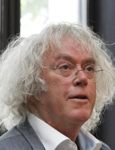 Skriver Dag Solstad egentlig �fine� romaner?