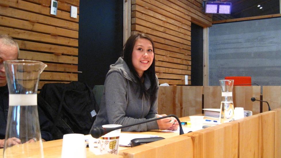 VAR NERV�S: Emelie Nilsen beskriver det som interessant og l�rerikt � v�re i en rettssal. Men hun hadde lite kontakt med sine tidligere band-kollegaer. Foto: Raymond Hildonen
