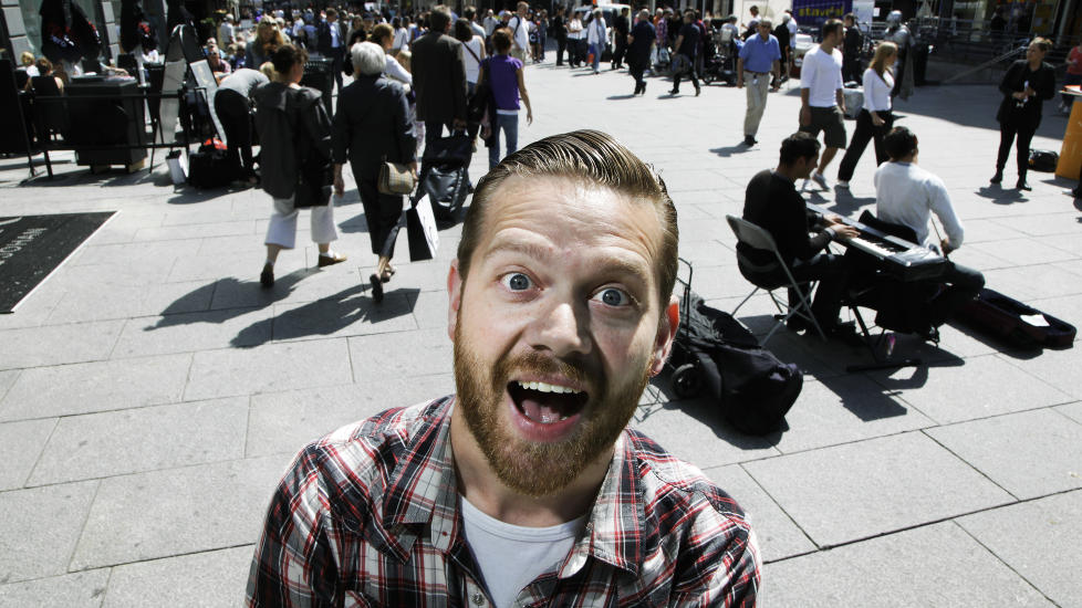 MORSOM: Flu Hartbergs f�rste barnebok er b�de morsom og t�ff, mener anmelderen.
Foto:Steinar Buholm / Dagbladet.